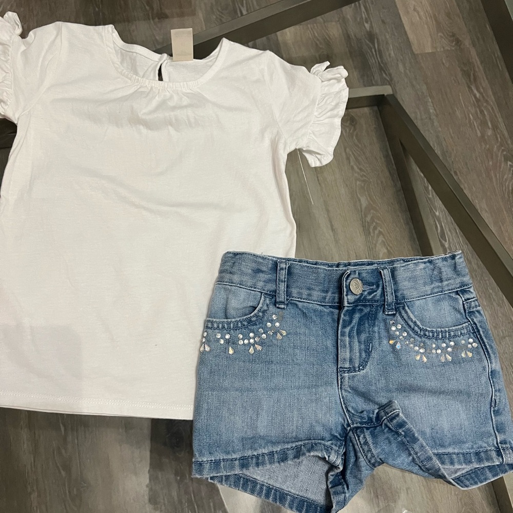 Girls shirt and shirts size 4, 4t